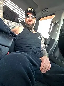 Beardedtattood online show from 18, 12, 2025