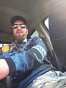 Beardedtattood online show from 12, 3, 2025