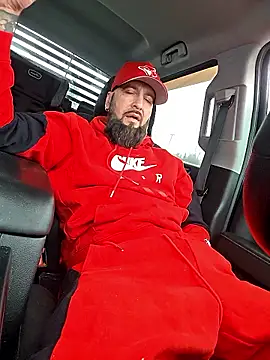 Beardedtattood online show from 7, 1, 2026