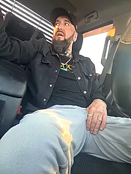 Beardedtattood online show from 24, 4, 2026