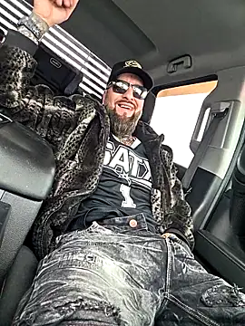 Beardedtattood online show from 22, 3, 2026