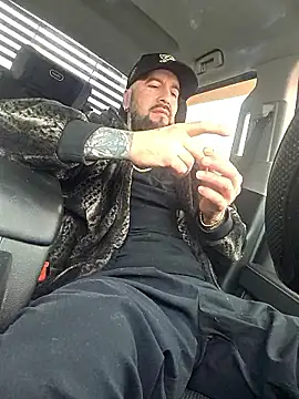 Beardedtattood online show from 12, 4, 2026