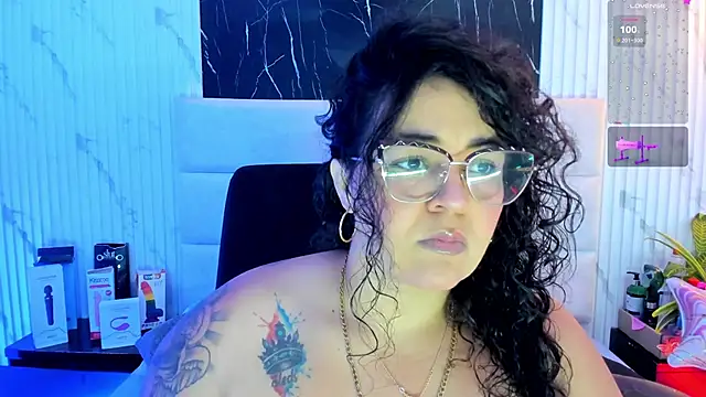 Reginavegaa online show from 27, 10, 2025