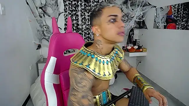 Leonard Price online show from 21, 10, 2025