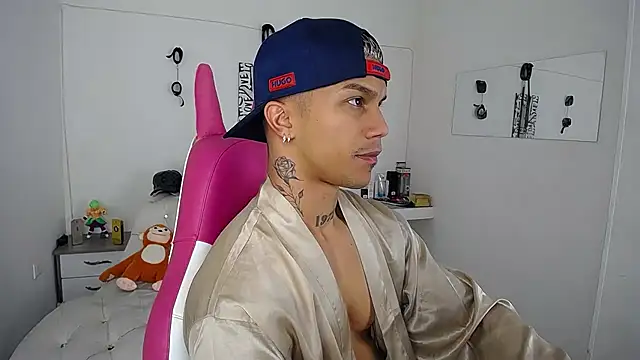 Leonard Price online show from 4, 10, 2025