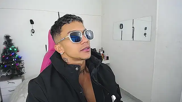 Leonard Price online show from 3, 12, 2025