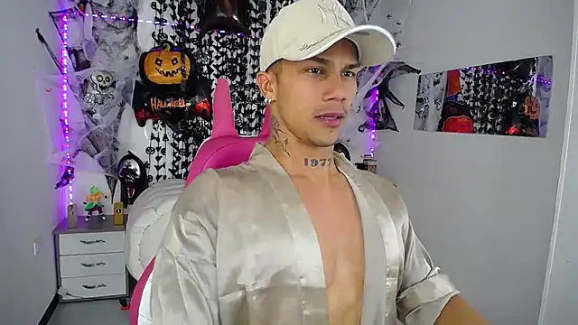 Leonard Price online show from 11, 10, 2025