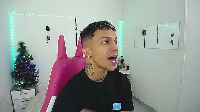 Leonard Price online show from 4, 12, 2025