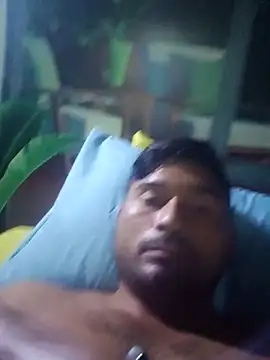 Snapshot of Diogo100 chatting on 30, 10, 2025 Diogo100 online show from 30, 10, 2025