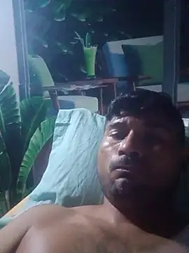 Snapshot of Diogo100 chatting on 14, 10, 2025 Diogo100 online show from 14, 10, 2025