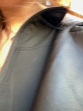 mur girl online show from 28, 9, 2025