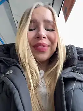 mur girl online show from 22, 2, 2025