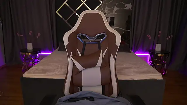 GentleAdellee online show from 15, 4, 2026