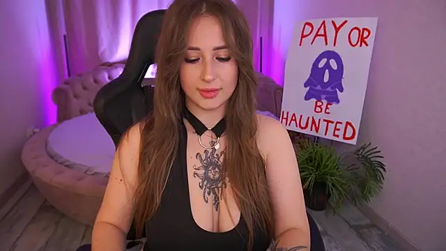 GentleAdellee online show from 30, 10, 2025