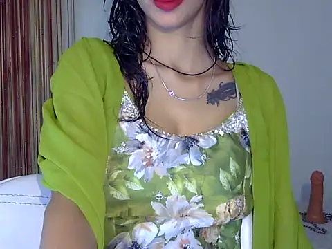 Snapshot of MAAYRA_09 chatting on 11, 10, 2025 MAAYRA 09 online show from 11, 10, 2025