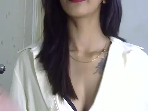 MAAYRA 09 online show from 24, 5, 2026