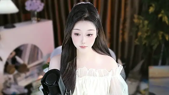 Snapshot of Arwyn-rr chatting on 11, 11, 2025 Arwyn-rr online show from 11, 11, 2025