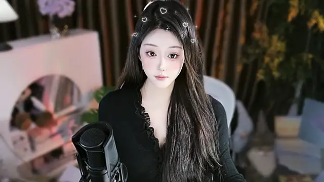 Snapshot of Arwyn-rr chatting on 17, 11, 2025 Arwyn-rr online show from 17, 11, 2025