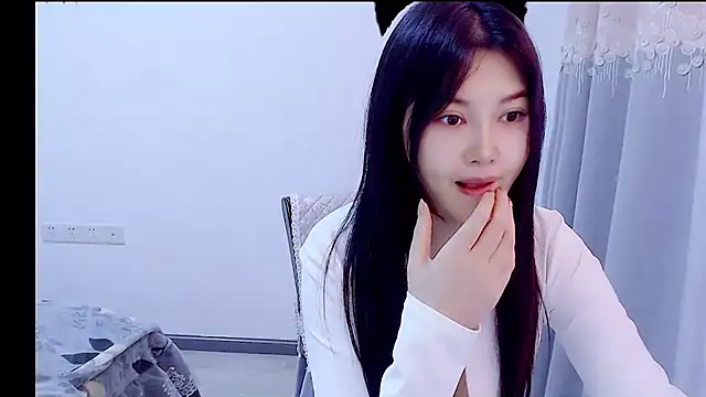 Little-sweet online show from 3, 11, 2025