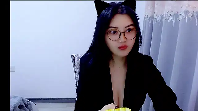 Little-sweet online show from 10, 11, 2025