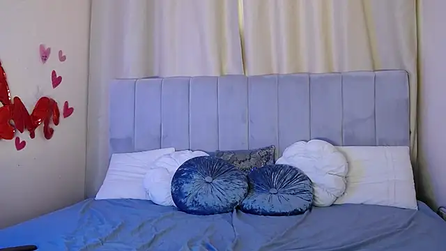 Erikka   online show from 6, 3, 2025