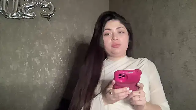 Elly and Lolly online show from 9, 1, 2025