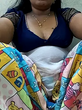 Snapshot of MaaliiiPonuTamil chatting on 6, 7, 2026 MaaliiiPonuTamil online show from 6, 7, 2026