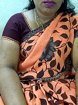 Snapshot of MaaliiiPonuTamil chatting on 16, 7, 2026 MaaliiiPonuTamil online show from 16, 7, 2026
