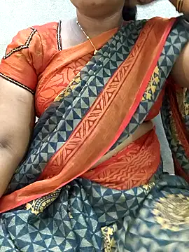 Snapshot of MaaliiiPonuTamil chatting on 16, 6, 2026 MaaliiiPonuTamil online show from 16, 6, 2026
