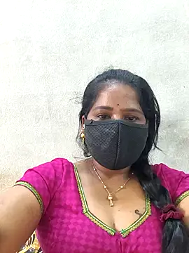 Snapshot of MaaliiiPonuTamil chatting on 25, 6, 2026 MaaliiiPonuTamil online show from 25, 6, 2026