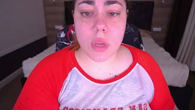 Kittywakee online show from 8, 9, 2025