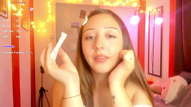 Snapshot of HeyTati chatting on 7, 2, 2026 HeyTati online show from 7, 2, 2026