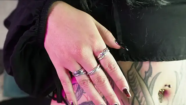 Aylen darkmoor online show from 9, 7, 2026