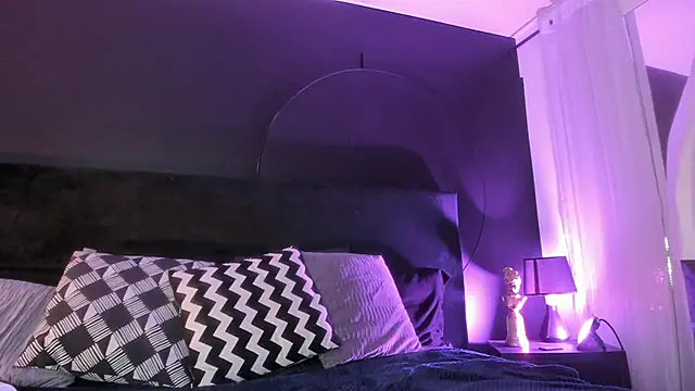 Aylen darkmoor online show from 22, 3, 2025