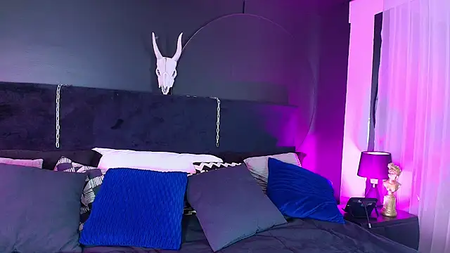 Aylen darkmoor online show from 16, 2, 2026