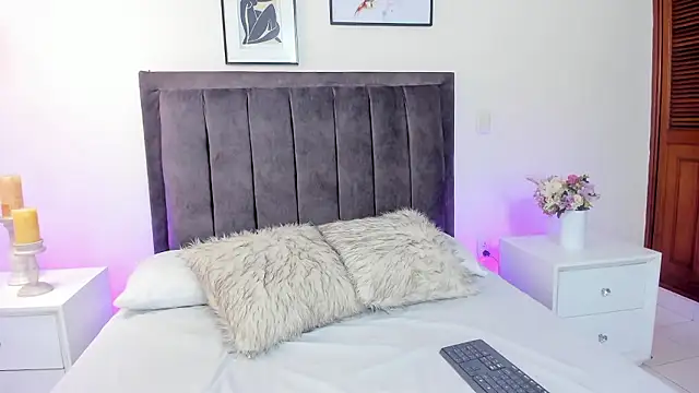 Sophia Clark8 online show from 13, 1, 2026