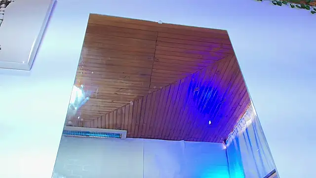 Naia x online show from 6, 11, 2025