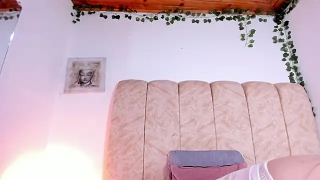 Naia x online show from 29, 3, 2026