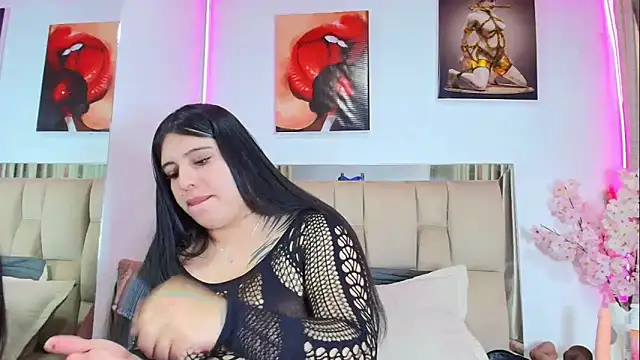 Naia x online show from 13, 4, 2026