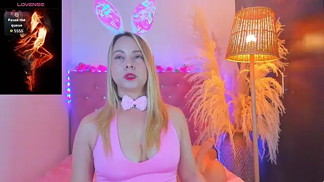  sexybunny  online show from 8, 4, 2026
