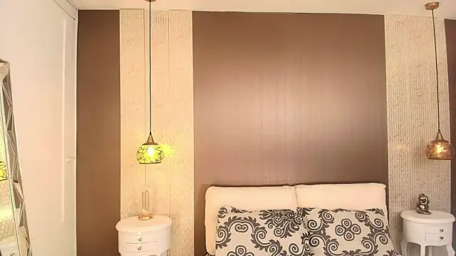 DannaDooll99 online show from 12, 11, 2025