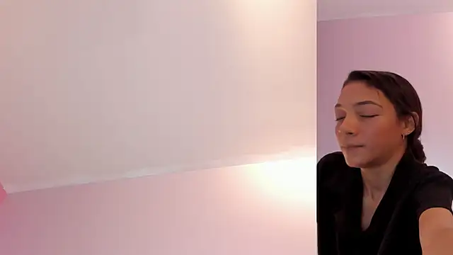 lupeebony online show from 28, 5, 2026