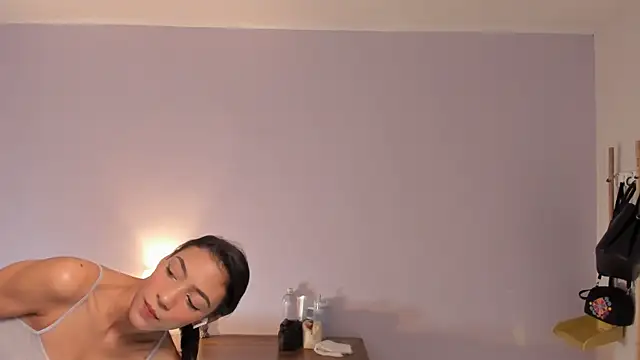 Snapshot of lupeebony chatting on 9, 7, 2026 lupeebony online show from 9, 7, 2026