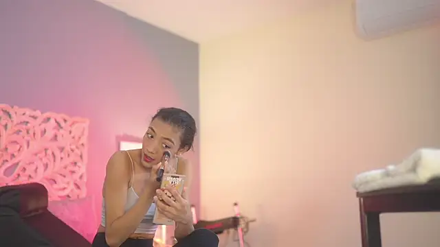 lupeebony online show from 12, 9, 2025