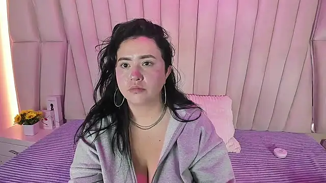Victoria Rossy online show from 7, 7, 2026