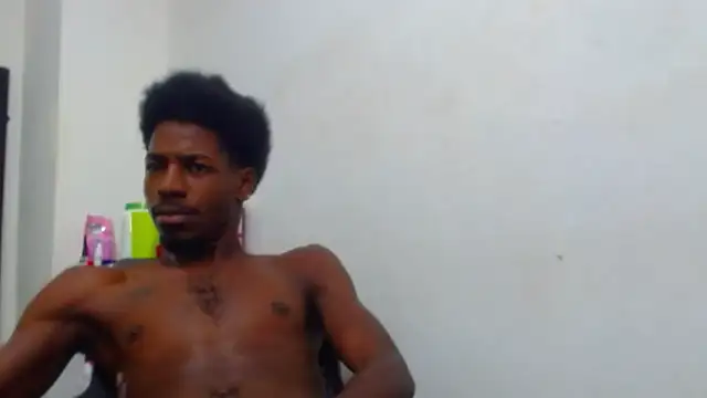 Snapshot of jaycolinss chatting on 17, 10, 2025 jaycolinss online show from 17, 10, 2025