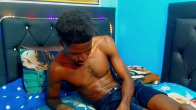 Snapshot of jaycolinss chatting on 21, 11, 2025 jaycolinss online show from 21, 11, 2025