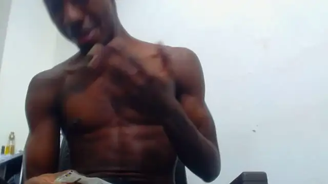 Snapshot of jaycolinss chatting on 20, 10, 2025 jaycolinss online show from 20, 10, 2025