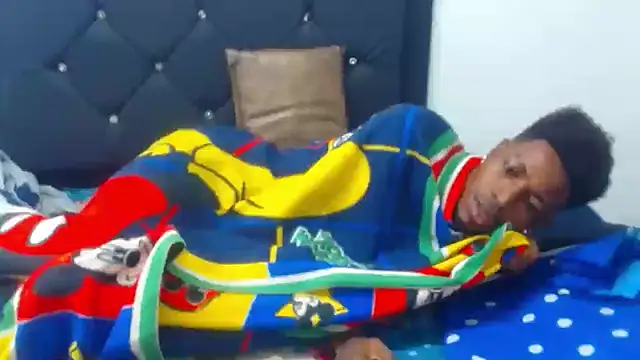 Snapshot of jaycolinss chatting on 16, 11, 2025 jaycolinss online show from 16, 11, 2025