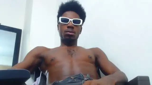 Snapshot of jaycolinss chatting on 15, 10, 2025 jaycolinss online show from 15, 10, 2025